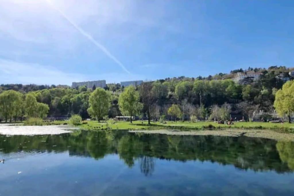 Botel Dans Peniche Atypique Et Idyllique A Confluence *